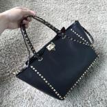 15AW V230 ヴァレンティノ コピー "Rockstud" tube small trapeze tote IW9B1399NWB