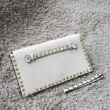 15新作 ヴァレンティノスーパーコピー Rockstud leather clutch IW14B0399NWB