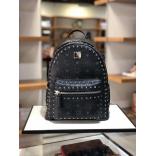 【MCMリュック コピー】エムシー エム Small スタッズ Backpack Black