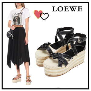 ロエベ サンダル 偽物 ☆ロエベ☆Gate Wedge Espadrille 厚底サンダル♪ 453.10.355