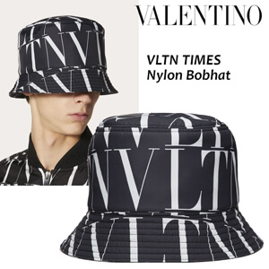 【☆新着アイテム☆】ヴァレンティノ キャップ コピー ヴァレンティノ VLTN TIMES ナイロン ボブハット UY2HGA11JDU0NI