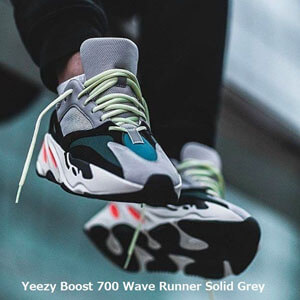 アディダス イージーブースト 偽物 アディダスYeezy Boost 700 Wave Runner イージー ウェーブランナー B75571