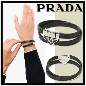 プラダ ブレスレット 偽物★送料・関税込★PRADA★ロゴ ブレスレット★人気