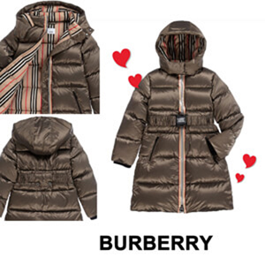 【大人もOK】バーバリー ニセモノ ベビー ダウン BURBERRY ★ アイコン ストライプ フード コート