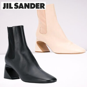 ジルサンダー ブーツ 偽物【JIL SANDER】モダンかつ上品なピンクベージュアンクルブーツ