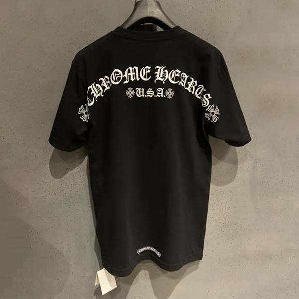 新品 クロムハーツtシャツ 偽物 半袖カットソー セレブ多数愛用