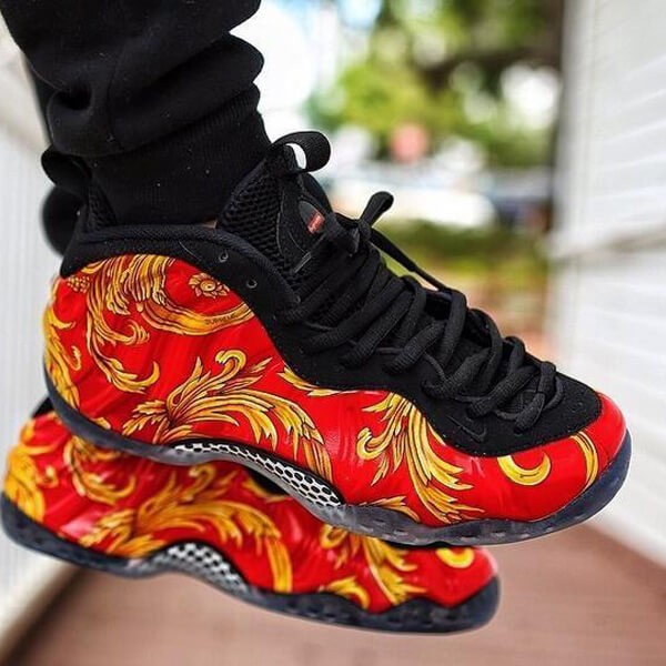 ​フォームポジット 偽物 NIKE Air Foamposite One SP Supreme Red SS 14 2014 652792600 人気話題