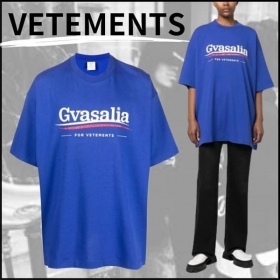 【セレブ多数愛用】VETEMENTS コピー グラフィックロゴプリント コットンTシャツ UE63TR221NROYALBLUE