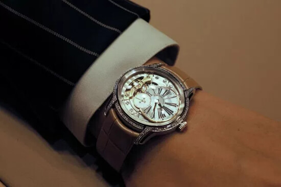 オーデマ･ピゲ新作 ミレネリー/AUDEMARS PIGUET Ref.77247BC.ZZ.A813CR.01