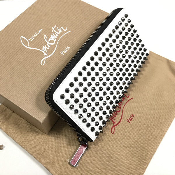 2018先行入荷 クリスチャン ルブタンコピー CHRISTIAN LOUBOUTIN Panettone ホワイト スパイク 長財布