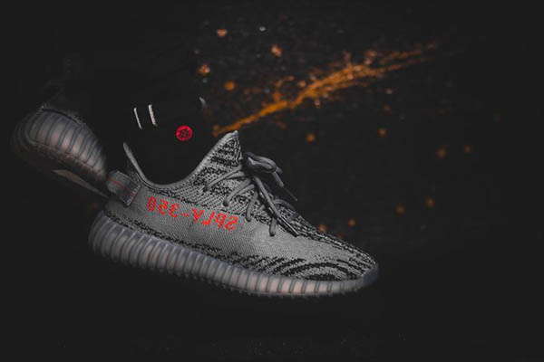 2018春夏新作 レアモデルAdidas アディダスコピー Adidas YEEZY BOOST 350 V2 / beluga 2.0 AH2203