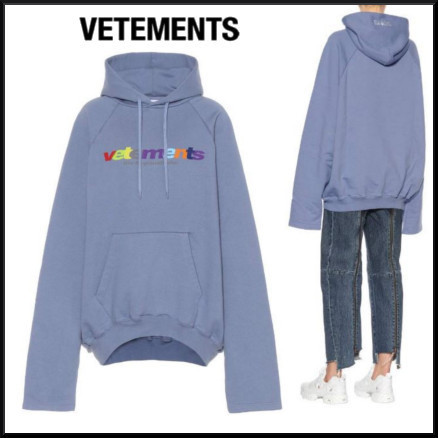 ヴェトモンスーパーコピー ローラ愛用Brand VETEMENTS Logo Print Oversized フーディ