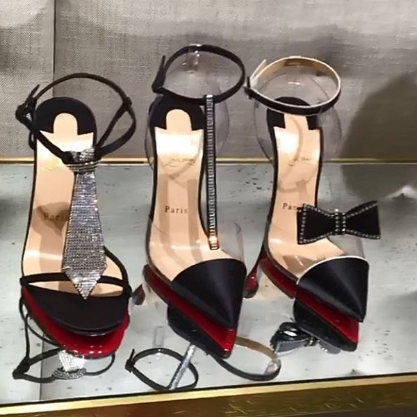 19SS未入荷☆ルブタンコピー Christian Louboutin☆ビジューリボン Naked Bow サンダル 黒
