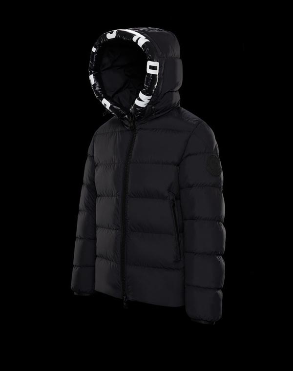 MONCLER モンクレール 偽物 芸能人【MONCLER 20/21秋冬】DUBOIS_BLACK