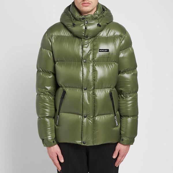 ◇MONCLER◆20/21秋冬新作！モンクレール メンズ コピー 背面のロゴが目を惹くダウンジャケット