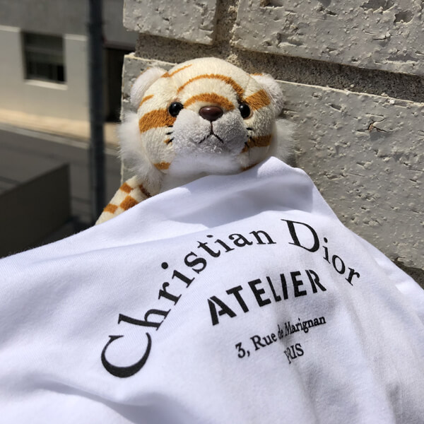 “Christian ディオール Atelier”ディオール ロゴTシャツ コピー＊White 863J621I0533_C089