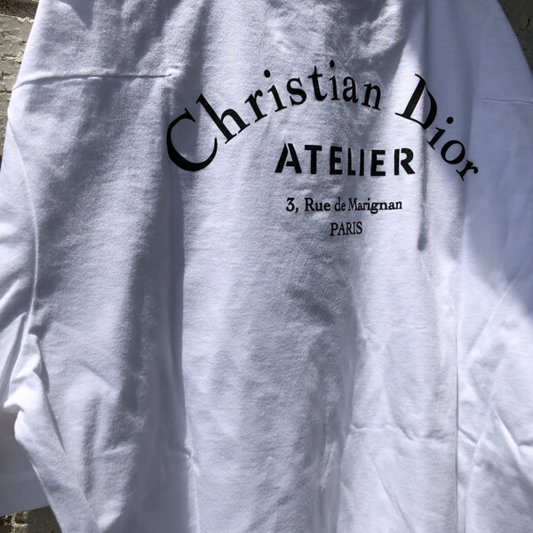 “Christian ディオール Atelier”ディオール ロゴTシャツ コピー＊White 863J621I0533_C089