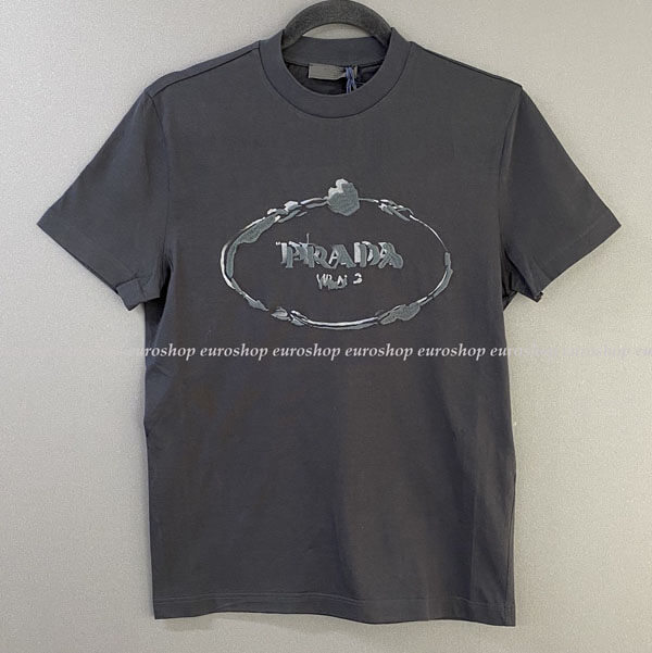 プラダ Tシャツ コピー ★PRADA★刺しゅうロゴ Tシャツ 2カラー♪UJN555