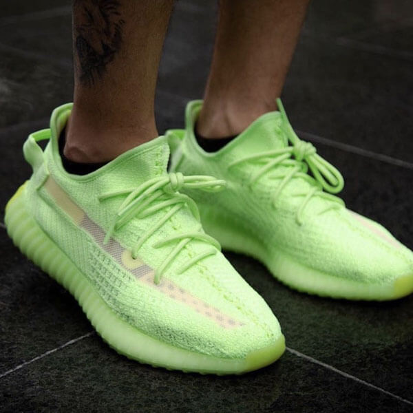 アディダス 偽物 イージーブースト ADIDAS YEEZY BOOST 350 V2 INFANT "GLOW" - イージーブースト EG6887