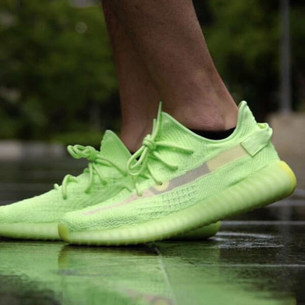 アディダス 偽物 イージーブースト ADIDAS YEEZY BOOST 350 V2 INFANT "GLOW" - イージーブースト EG6887