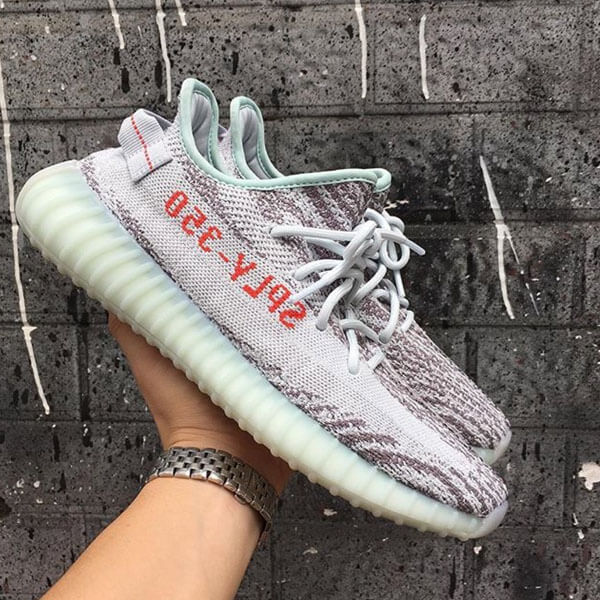 アディダス イージーブースト 偽物 アディダス Yeezy Boost 350 V2 Blue Tint イージー ブルー ティント