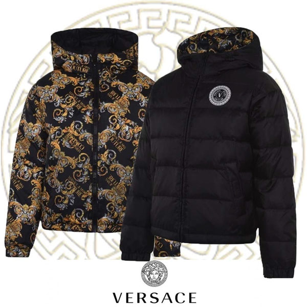 ヴェルサーチェ コピー ダウンジャケット【VERSACE】リバーシブルパファージャケット FSZ5187002