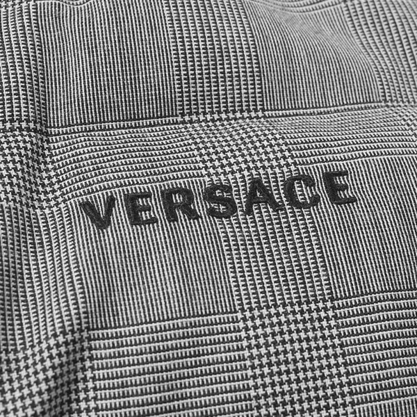 ヴェルサーチェ ダウンジャケット 偽物 VERSACE チェック ダウンジャケット