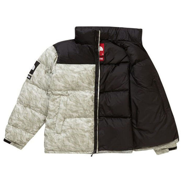 シュプリーム ノースフェイス 偽物 シュプリーム The North Face Paper Print Nuptse シュプリーム コート