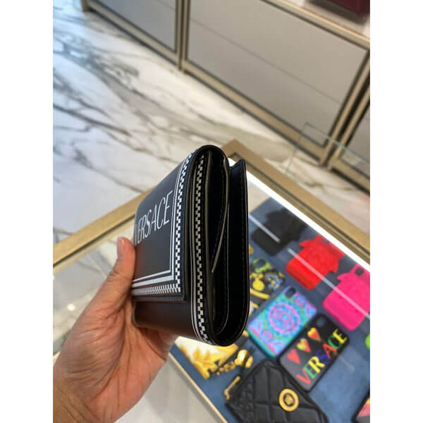 ヴェルサーチ 財布 コピー 二つ折り VERSACE*90s Vintage Logo Bifold Wallet