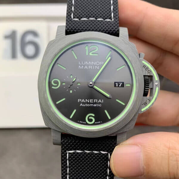 2021年 パネライ スーパー コピー 腕時計 新作 ルミノール マリーナ 44mm トリロジーPAM01119