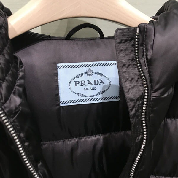 プラダ ダウン 偽物 PRADA☆やっぱり欲しいなプラダロングダウンコート☆ブラック 29B364