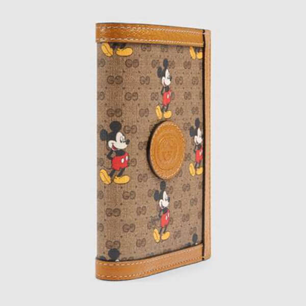 ドナルドダックディズニーxグッチ 財布 コピー グッチ☆Disneyコラボ Passport Case ミッキーマウス Beige 602538 HWUBM 8559