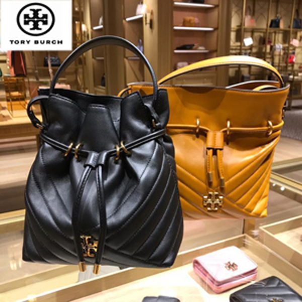 【Tory Burch】トリーバーチ バッグ 偽物 KIRA CHEVRON MINI BUCKET BAG