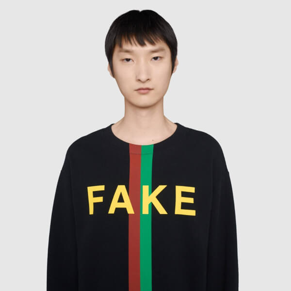 グッチ スウェットシャツ コピー 21AW◇グッチ "FAKE/NOT" プリント