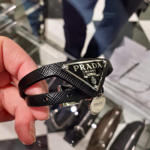 VIPセール プラダ ブレスレット コピー☆PRADA【国内未入荷】2WAYブレスレット/サフィアーノ