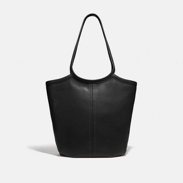 最新作!!コーチ バッグ 偽物 コーチ Bea Tote