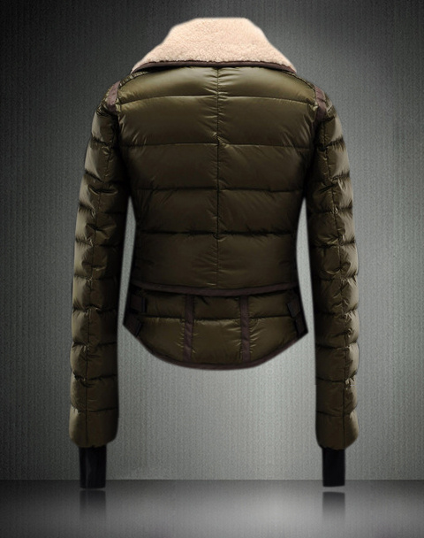 大人気2014-2015 AW新作!!MONCLER(モンクレールスーパーコピー)レディースダウンジャケット LDSV94 N0T68 60920