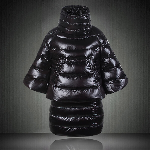 大人気2014-2015 AW新作!!MONCLER(モンクレールスーパーコピー)レディースダウンジャケット 3018