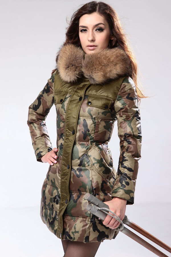 業界最高品質2015AW新作!!MONCLER(モンクレールスーパーコピー)レディースcamouflage迷彩ダウンジャケット8802 